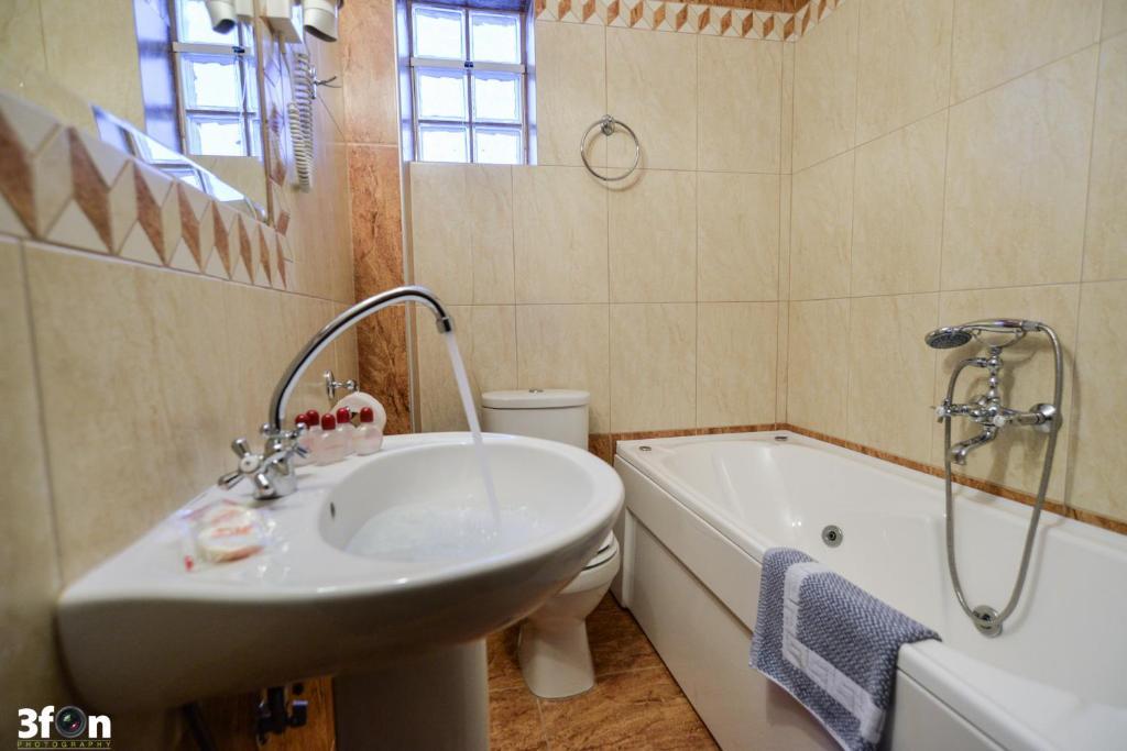 Guesthouse Kastro إذيسا المظهر الخارجي الصورة